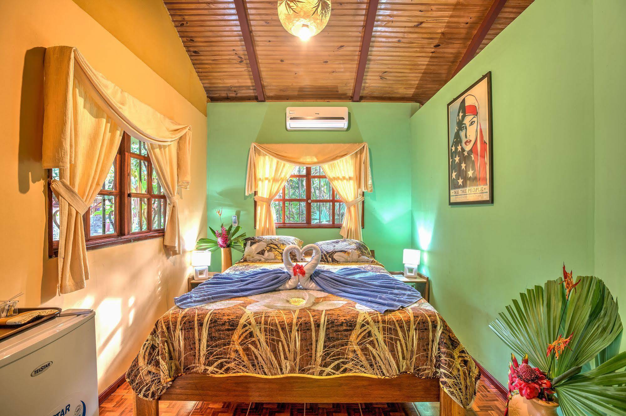 Hotel La Diosa Cahuita Extérieur photo